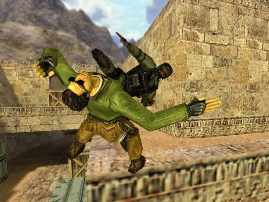 《反恐精英》T形斜坡上坡技巧攻略