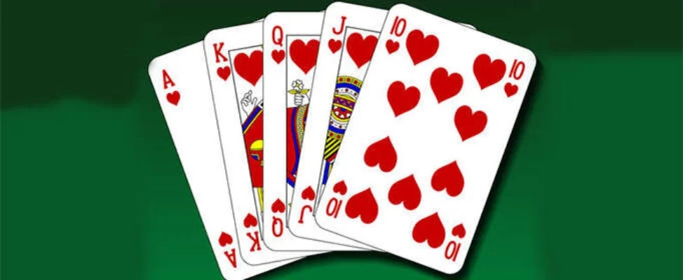 金陵十三钗扑克游戏玩法解析:4人玩,13张特殊牌,赢在出完手牌